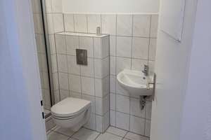 Sanierte 2,5 Zimmer-Wohnung zur Miete in Duisburg – Honigstraße 31, 47137 Untermeiderich, Duisburg – Vorschaubild 14