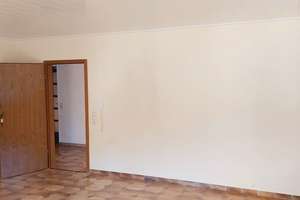 Traumhaft gelegene 3-Zimmer-Wohnung in Zerf mit Balkon und Gartenmitbenutzung – Die vollständige Adresse der Immobilie erhältst du vom Anbieter., 54314 Zerf – Vorschaubild 4