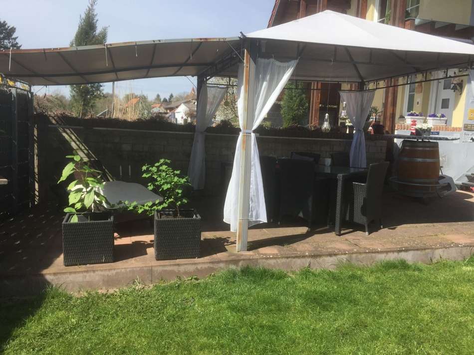 Garten im Sommer