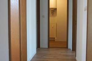 JUNGE PÄRCHEN AUFGEPASST! (stadtnahe) 3 Zimmer-DG-Wohnung sucht neue Mieter – Waidmühlenweg 19, 99089 Andreasvorstadt, Erfurt – Vorschaubild 3