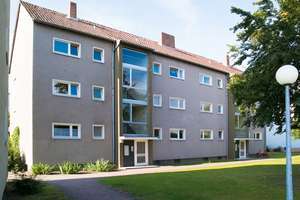 Stadtnahe 2‑Zimmer‑Wohnung – Loggia von Wohn- und Schlafzimmer begehbar – Beethovenring 25, 38440 Hohenstein, Wolfsburg – Vorschaubild 2