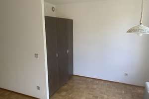 Seltene Gelegenheit! Sehr ruhiges Appartement im 1. OG mit Parkett, modernisiert in Köln-Niehl – Niehler Straße 316, 50735 Niehl, Köln – Vorschaubild 2
