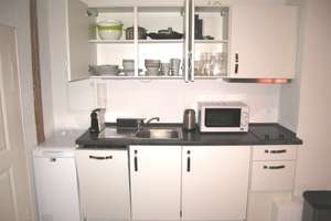 ... im Herzen der Altstadt, idyllisches, möbl. 1-Zi. Appartement W05 – Am Laufer Schlagturm 3, 90403 Altstadt, St. Sebald, Nürnberg – Vorschaubild 6