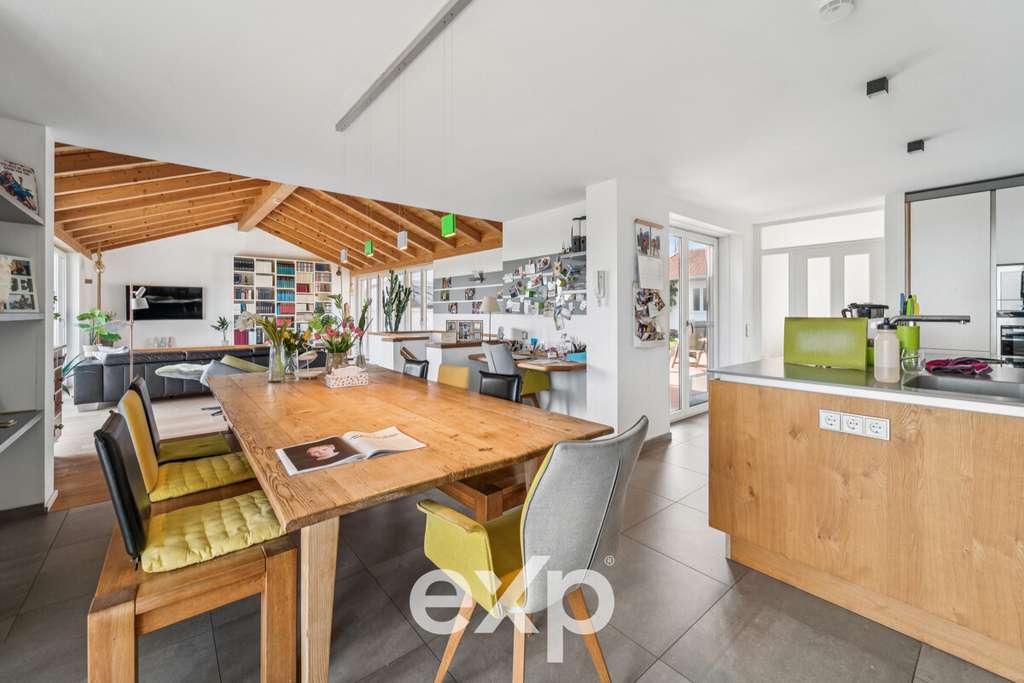 Immobilie in Tittmoning - Großzügiges Wohnen mit Weitblick und Flexibilität - Bild 3