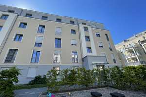 Hell gepflegte Neubau 3‑Zimmer‑Wohnung in ruhiger Lage von Lichtenberg. 