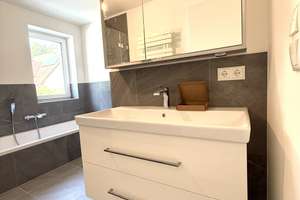 KfW 55 EE Energie A+ Eigentumswohnung 1. OG, Balkon, Blick in die Natur – Erstbezug, provisionsfrei – Drahtzieherstraße 7, 90453 Krottenbach, Mühlhof, Nürnberg – Vorschaubild 16