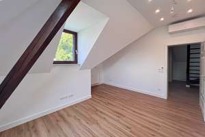 +++ Einzigartige 3-Zi DG Wohnung mit Galerie und Klimaanlage in einem luxuriös saniertem Stilaltbau! – Schützenstr. 1, 65195 Nordost, Wiesbaden – Vorschaubild 11