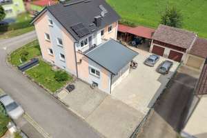 Umfangreich saniertes Wohnhaus mit ca. 260 m² Wohnfläche in ruhiger Ortsrandlage - Memmelsdorf - OT – Die vollständige Adresse der Immobilie erhältst du vom Anbieter., 96117 Memmelsdorf – Vorschaubild 45