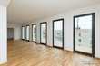 penthouse im schauspielviertel [] fußbodenhzg [] 2 terrassen [] ebk [] wanne & dusche [] pkw-platz