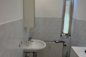 Bezugsfreie Altbauwohnung mit Balkon und Erker in phänomenaler Charlottenburger Lage – Helmholtzstraße 24, 10587 Charlottenburg, Berlin – Vorschaubild 30