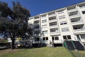 Gepflegte 4 Zi. Wohnung inkl. 2 Stellplätzen - zentrale Wohnlage  – 63069 Bieberer Berg, Offenbach am Main – Vorschaubild 2