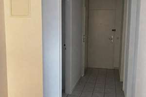 3-Zimmer-Wohnung Süd-Balkon in Augsburg-Kriegshaber – ca. 70 m² – Die vollständige Adresse der Immobilie erhältst du vom Anbieter., 86156 Kriegshaber, Augsburg – Vorschaubild 2