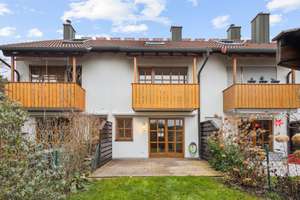 modernes Reihenmittelhaus mit Kamin und Platz für die ganze Familie – Die vollständige Adresse der Immobilie erhältst du vom Anbieter., 82223 Eichenau – Vorschaubild 1