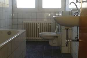 Großzügige Wohnung in der Fischerstr. 124 in Gelsenkirchen, DG rechts – Fischerstr. 124, 45899 Horst, Gelsenkirchen – Vorschaubild 7