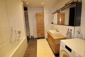 Neuwertige, barrierefreie 3 ½  Zimmer-Gartenwohnung in schöner Lage von Augsburg-Kriegshaber – Die vollständige Adresse der Immobilie erhältst du vom Anbieter., 86156 Kriegshaber, Augsburg – Vorschaubild 6