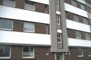 TOP! Frei ab August, 1 Zi-Whg, Duschbad mit Fenster, großer Küchenraum