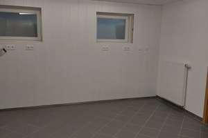 Schöne 4-Zimmer-Doppelhaushälfte mit gehobener Innenausstattung und EBK in Reichstorf – Reichstorf 100, 94428 Eichendorf – Vorschaubild 30