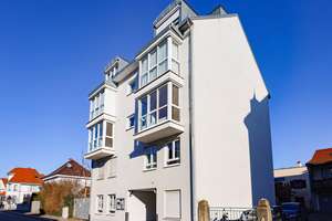 Großzügige 3,5-Zimmer-Wohnung mit Balkon, Lift & Carport in zentrumsnaher Lage von Lörrach