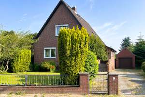 Charmantes, freistehendes Ein- /Zweifamilienhaus mit Garten, Keller, Garage auf schönem Grundstück! – Die vollständige Adresse der Immobilie erhältst du vom Anbieter., 22457 Schnelsen, Hamburg – Vorschaubild 1