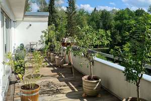 Charmantes Penthouse mit großzügiger Dachterrasse in gepflegter Wohnanlage!