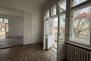 Schöne bezugsfreie 3-Zimmer-Altbauwohnung mit 3 Balkonen und charmanten Altbaudetails! – Machonstraße 17, 12105 Mariendorf, Berlin – Vorschaubild 7