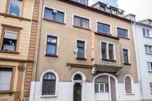 MFH MIT VIEL POTENZIAL – Wellesweiler Straße 41, 66538 Neunkirchen – Vorschaubild 1