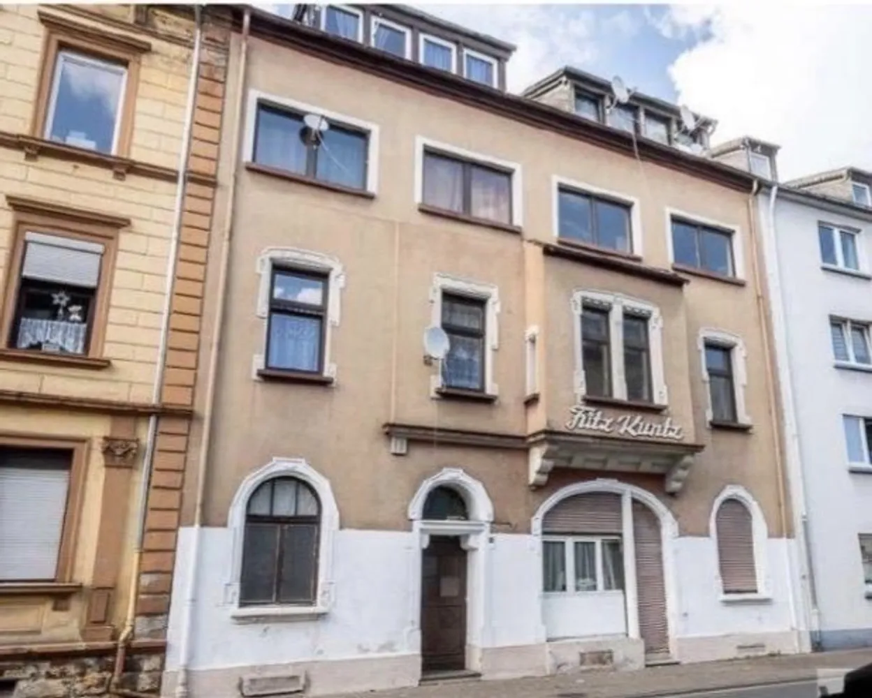 MFH MIT VIEL POTENZIAL, Neunkirchen Kreis – Bild 1