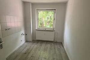 Charmante 3-Zimmer-Wohnung in gepflegtem Mehrfamilienhaus – Ihr neues Zuhause in Salzgitter-Thiede – Breslauer Straße 6, 38239 Thiede, Salzgitter – Vorschaubild 2