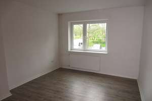 Anmietung im Mai! Ansprechende Single-Whg: Große Räume, kleinere Küche (ohne EBK) und Balkon! – Rudolphiplatz 1, 22305 Barmbek-Nord, Hamburg – Vorschaubild 6