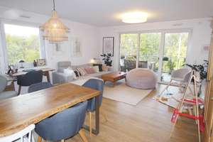 Moderne 4-Zimmer-Dachgeschoss-Wohnung mit Einbauküche und Aufzug im Haus – Die vollständige Adresse der Immobilie erhältst du vom Anbieter., 51377 Steinbüchel, Leverkusen – Vorschaubild 2