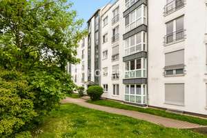 Attraktive 2-Zimmer-Wohnung mit TG & Balkon in beliebter Lage von Leipzig – bezugsfrei ab April – Die vollständige Adresse der Immobilie erhältst du vom Anbieter., 4249 Großzschocher, Leipzig – Vorschaubild 2