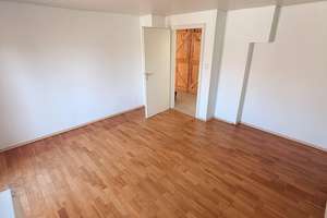 Vielseitiges Mehrfamilienhaus in Top-Lage von Stuttgart-Büsnau! Sofort bezugsfrei & provisionsfrei! – Die vollständige Adresse der Immobilie erhältst du vom Anbieter., 70569 Büsnau, Stuttgart – Vorschaubild 30