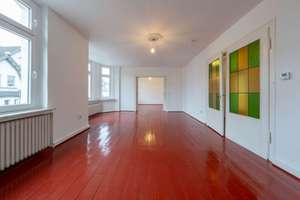 Großzügige Altbauwohnung im 2. Obergeschoss in Dortmund-Berghofen