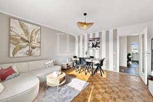 Charmante 2-Zimmer-Wohnung mit Balkon in begehrter Lage von München-Bogenhausen! – Die vollständige Adresse der Immobilie erhältst du vom Anbieter., 81927 Englschalking, München – Vorschaubild 2
