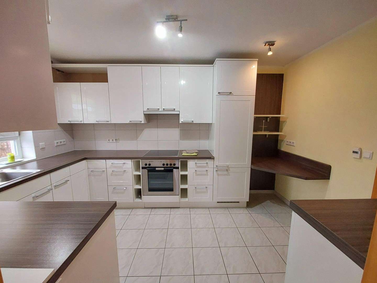 Immobilie in Reckendorf - Einfamilienhaus in Reckendorf zu verkaufen - großzügig, freundlich und sofort bezugsbereit - Bild 2