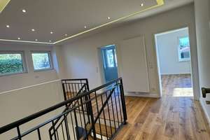 Erstbezug exklusive 4-Zimmer Maisonette mit eigenem Garten, 2 Bädern, großzügiger Terrasse