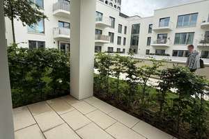 Mödernes möbliertes 1-Zimmer-Apartment mit Terrasse – Rosa-Kempf-Straße 19, 81248 Freiham, München – Vorschaubild 6