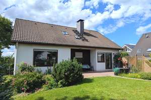 Ein Haus für die ganze Familie – viel Platz, großer Garten und Doppelgarage