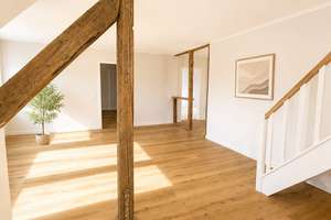 SANIERTER ALTBAU - ZUSÄTZLICHER SPITZBODEN