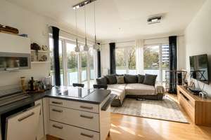 Stilvolle 2-Zimmer-Wohnung mit umlaufendem Balkon in toller Lage