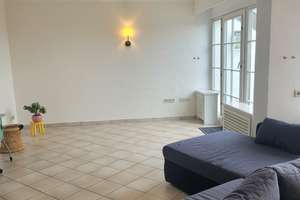 Schöne Dachgeschosswohnung direkt an der Caritas Klinik mit Garage – Rheinstraße 93, 66113 Burbach, Saarbrücken – Vorschaubild 2