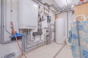 Luxus, Wellness & Nachhaltigkeit: Traumhaus mit Pool, Sauna und Solarthermie für höchste Ansprüche. – 67067 Maudach, Ludwigshafen am Rhein – Vorschaubild 29