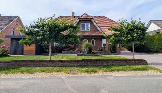 Bild von Zweifamilienhaus