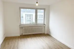 Renovierte Wohnung in Oberkassel – Kyffhäuser Str. 4, 40545 Düsseldorf – Vorschaubild 5