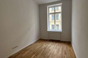 Helle 2-Raumwohnung mit EBK in bester Lage / WE 05