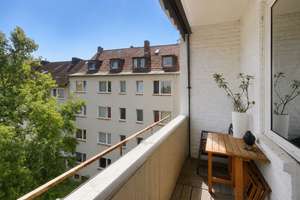 Düsseldorf-Eller: Charmante 3-Zimmer-Altbauwohnung mit Süd-Loggia und Wohnküche – Schlesische Straße 83, 40231 Eller, Düsseldorf – Vorschaubild 8