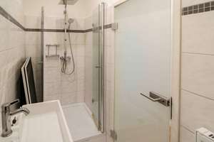 Charmantes City-Apartment: Renovierte 1-Zimmer-Wohnung sofort bezugsfrei in Tempelhof – Die vollständige Adresse der Immobilie erhältst du vom Anbieter., 12099 Tempelhof, Berlin – Vorschaubild 7