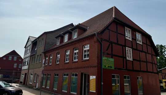 Bild von Wohn- und Geschäftshaus im Zentrum von Lübz