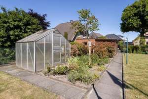 Ein- bis Zweifamilienhaus mit zwei Garagen, Carport und großem Garten – Die vollständige Adresse der Immobilie erhältst du vom Anbieter., 28816 Stuhr – Vorschaubild 36