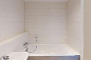 Tolle 4-Raum-Wohnung mit 2 Bädern und Balkon – Albert-Köhler-Str. 45, 9122 Morgenleite, Chemnitz – Vorschaubild 4